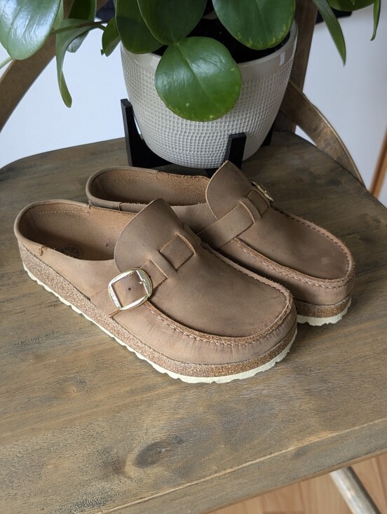Birkenstock Shoes - Birkenstock Buckley Clog - Oiled Leather 38 Regular Cognac Brown Tan